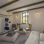 Peaceful With Pool & Sauna, La Casa Di Kyra Villa *