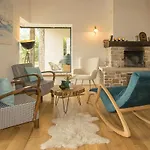 Peaceful With Pool & Sauna, La Casa Di Kyra *