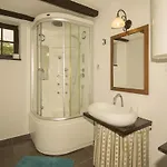 Villa Peaceful With Pool & Sauna, La Casa Di Kyra