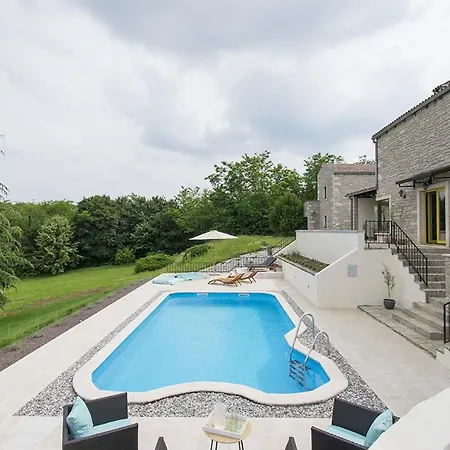 Villa La Casa Di Kyra, Surrounded By Greenery In A Quiet Location With Pool And Sauna Brajkovici (Pazin)