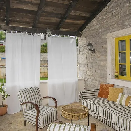Villa La Casa Di Kyra, Surrounded By Greenery In A Quiet Location With Pool And Sauna Brajkovici (Pazin)