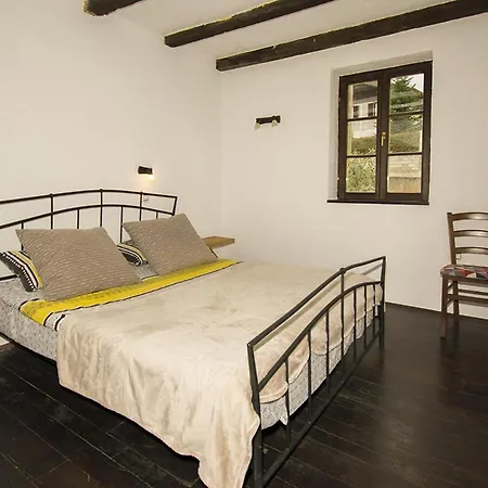 Villa La Casa Di Kyra, Surrounded By Greenery In A Quiet Location With Pool And Sauna