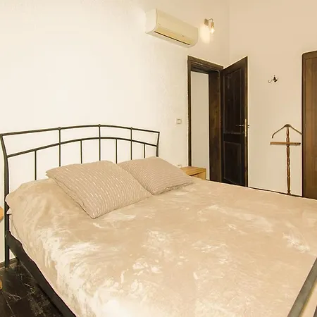 La Casa Di Kyra, Surrounded By Greenery In A Quiet Location With Pool And Sauna Villa Brajkovici (Pazin)
