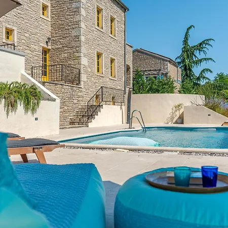 Peaceful With Pool & Sauna, La Casa Di Kyra * Brajkovici (Pazin)