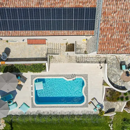 Peaceful With Pool & Sauna, La Casa Di Kyra * Brajkovici (Pazin)