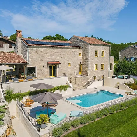Peaceful With Pool & Sauna, La Casa Di Kyra * Brajkovici (Pazin)